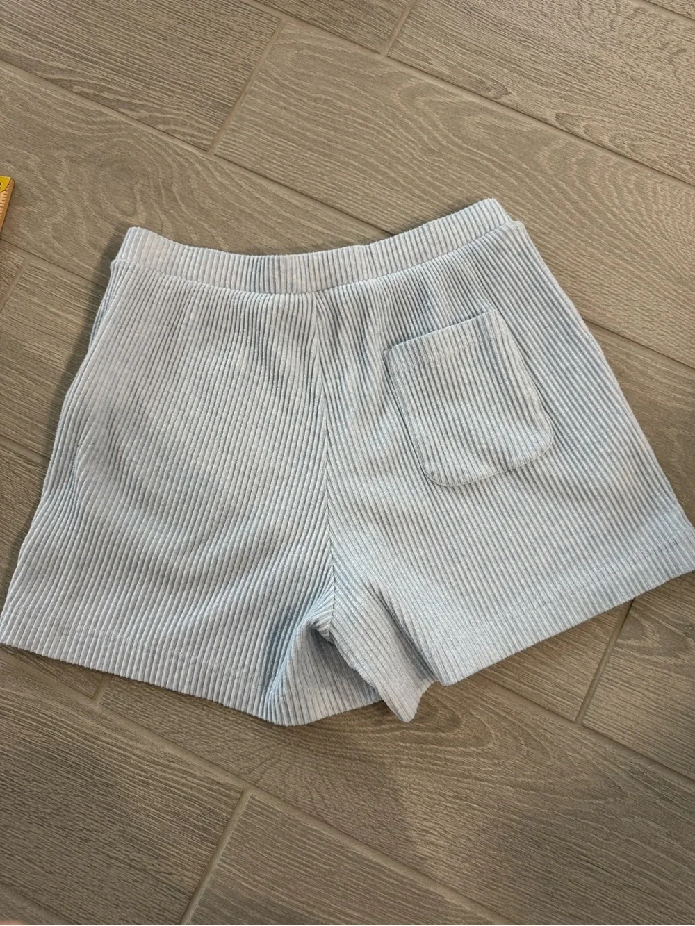 ALO YOGA Light Blue Ribbed Muse Shorts VGUC